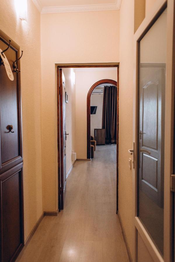 Hotel Da Nonna Odessa Extérieur photo